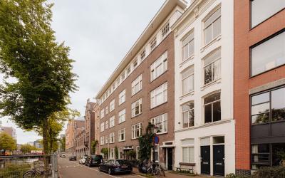 Nieuwe Acht. 14-H