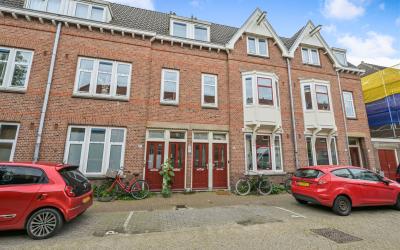 Leeuwerikst. 76-B