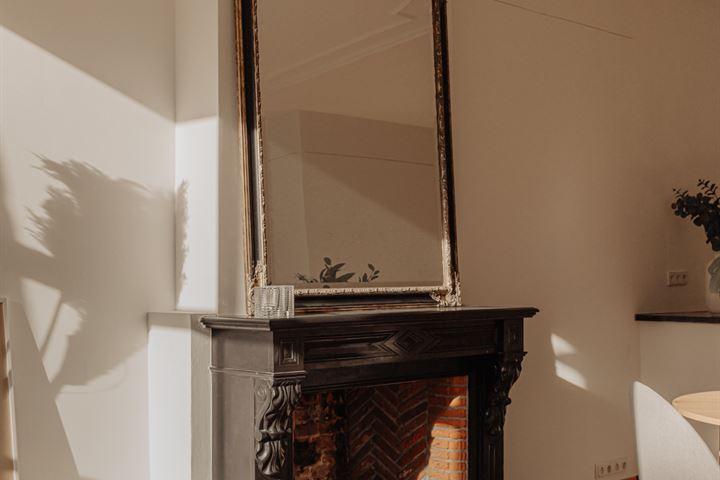 Appartement te koop: Vondelstraat 68-2, Amsterdam