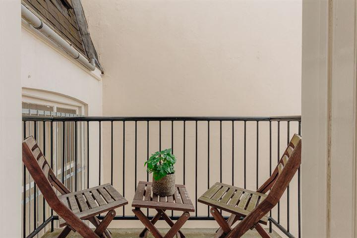Appartement te koop: Vondelstraat 68-2, Amsterdam