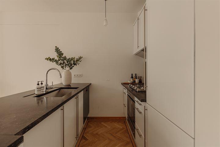 Appartement te koop: Vondelstraat 68-2, Amsterdam