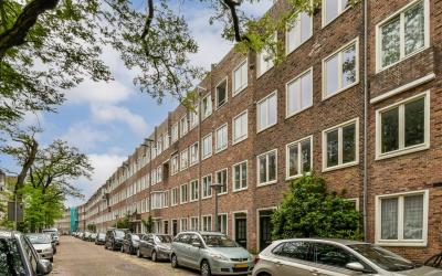 Van Spilber. 16-1