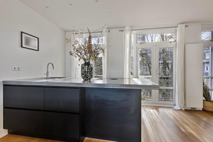 Appartement te koop: Postjeskade 49-3, Amsterdam