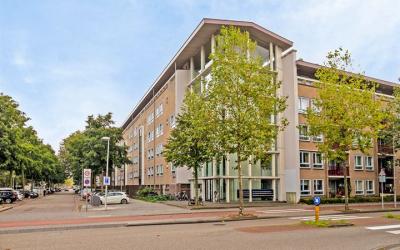 Sam van Hou. 279-A