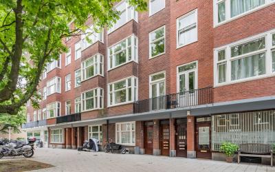Uiterwaarde. 157-2
