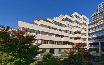 Leo Smitstr. 37