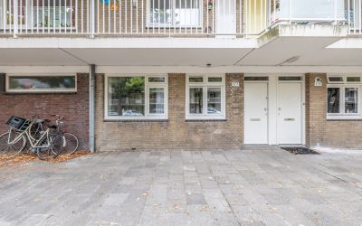 Studio te koop: Oldengaarde 177, Amsterdam