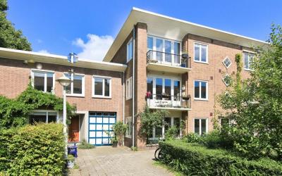 Finsenstraat 3-2