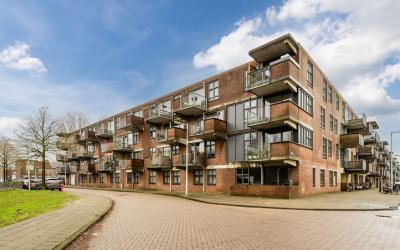 Toutenburgs. 3