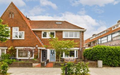 Raadhuisstr. 30