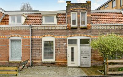 Rijksstraat. 10
