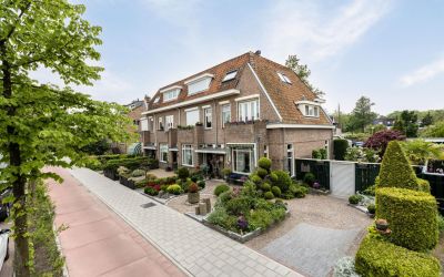 Rijksstraat. 24