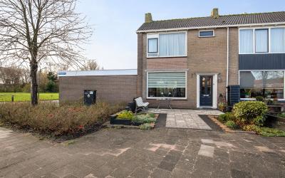 Urkerstraat 1
