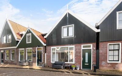 W J Tuijnst. 40