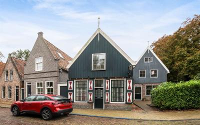 Volendammerpad 19