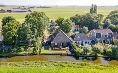 Zuiderwoude. 28