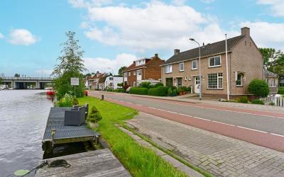 Nieuwemeerd. 168