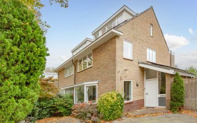 Lijsterstra. 4