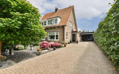 Hoofdweg 96