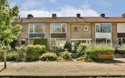 Van Heuven. 634