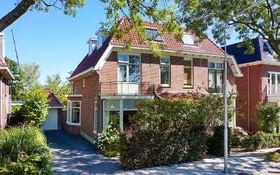 Ouderkerker. 32