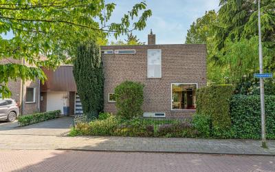 Haagbeuklaan 15
