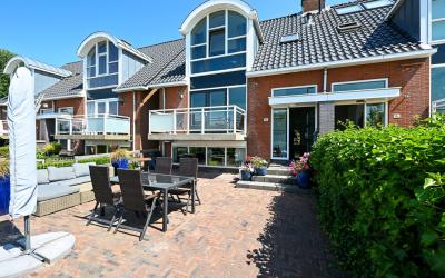 Holendrecht. 38-B
