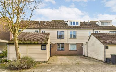 Nederhoven 23