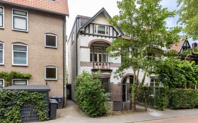 Koninginnew. 59