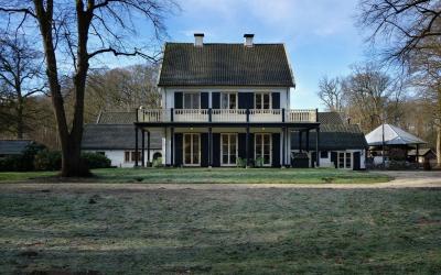 Laan van Ei. 4