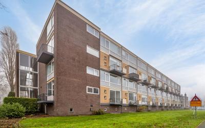 Karel Doorm. 420
