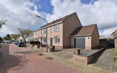 Hoge Larens. 119
