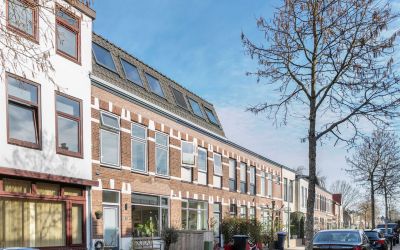 Hoge Larens. 145