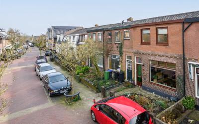 Hoge Larens. 110