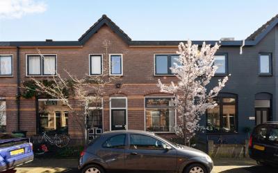 Geuzenweg 152