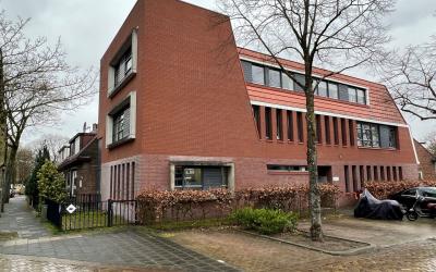 Jan van der. 240