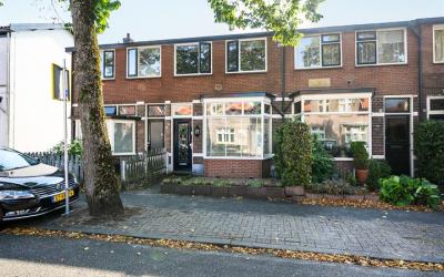 Larenseweg 104