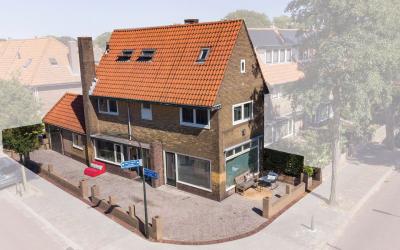 S. Hoogewer. 34