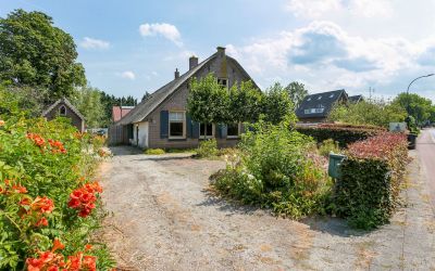 Oud-Loosdrechtsedijk 12