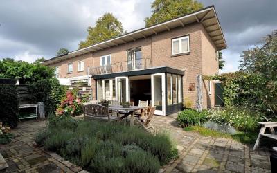 Lijsterbesl. 57