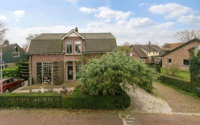 Oosterend 14