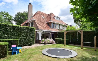 Naarderweg 18