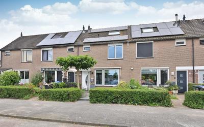 Middelgrond. 130
