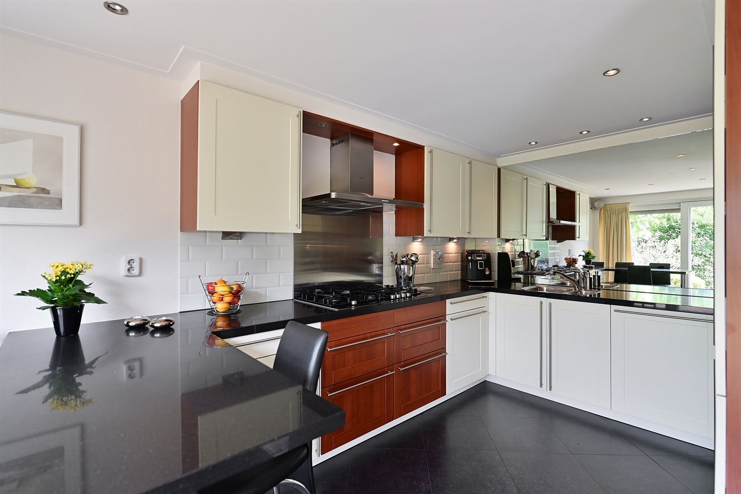 Hoekwoning te koop: Kamperzand 25, Huizen