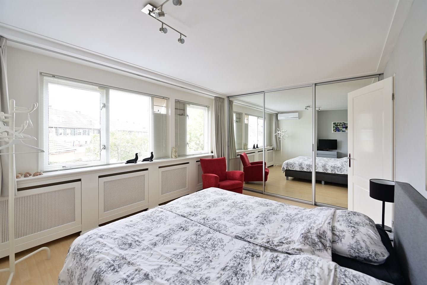 Hoekwoning te koop: Kamperzand 25, Huizen