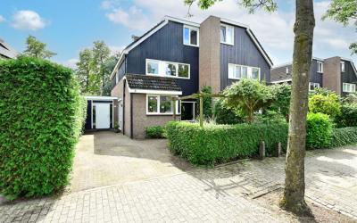 Hoofdweg 69