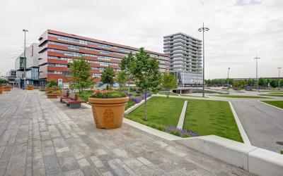 Esplanade 17