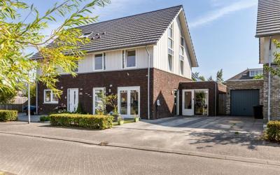 Achtknoop 26
