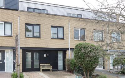 J. Greshoffstraat 18
