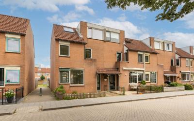 Almelostraat 9